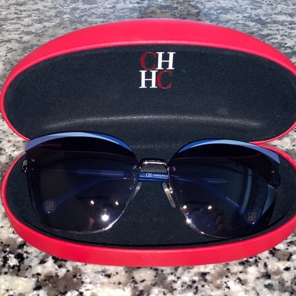 New Authentic Carolina Herrera Designer Sunglasses — SHE-147 - Picture 2 of 7